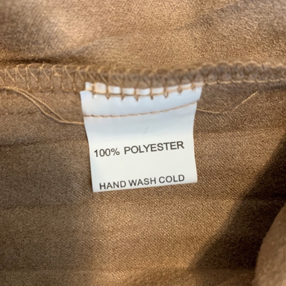 Pleated Skirt - Picture 4 of 5